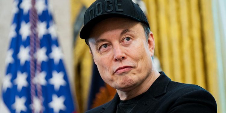 Trump e konsideroi “qesharake” idenë e themelimit të një partie të tretë, Ministri i Financave të SHBA-ve këshillon Musk: Mos ndiq karrierë politike