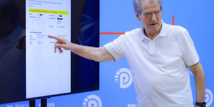 Votat e diasporës/ Berisha: DHL i dorëzoi zarfet pa asnjë firmë në zyrat e PS-së