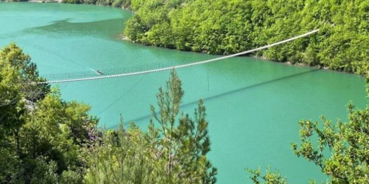 EMRI/ U gjet i vdekur pranë liqenit të Shkopetit, identifikohet 23-vjeçari