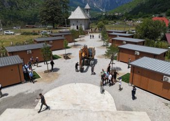 Sulmet e Ramës për ndërtimet në Theth, prokurorja Elsa Gjeli: KLP të reagojë, kryeministri po kërcënon drejtësinë e pavarur