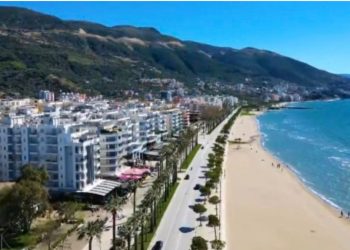 Dy vajza dyshohen të mbytura pranë një resorti në Vlorë