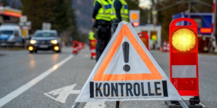 I kërkuar nga drejtësia italiane, shqiptari i arratisur arrestohet në një autobus turistik në Gjermani