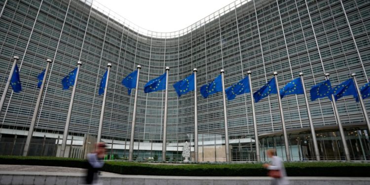 Reagimet e para të udhëheqësve evropianë ndaj tarifave të Trump/ Ku po shkon BE-ja?