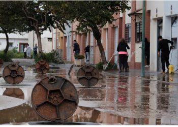 Moti i keq përfshin Spanjën/ Lëshohet alarmi i kuq, dy persona të zhdukur nga përmbytjet