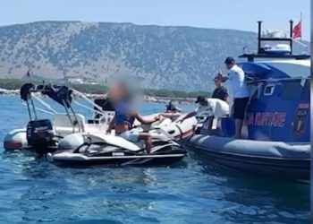 Bllokohen 36 mjete lundruese nga Ksamili në Koman/ Gjoba deri në 100 mijë lekë për ata që lëviznin brenda perimetrit të sigurisë