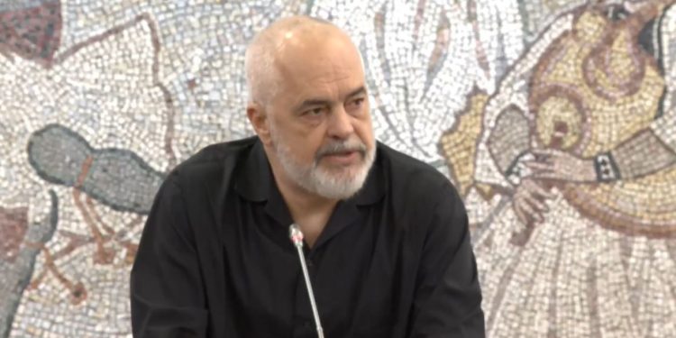 “Tirana është zona më e nxehtë…”, Rama: Lirimi i hapësirave publike do të jetë Rilindja Urbane 2.0 në të gjitha qytetet e mëdha