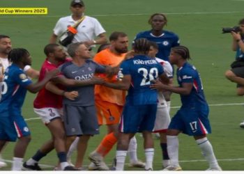 Kaos dhe tension pas finales PSG-Chelsea, “çmenden” Luis Enrique dhe Donnarumma, godasin lojtarin e Chelsea