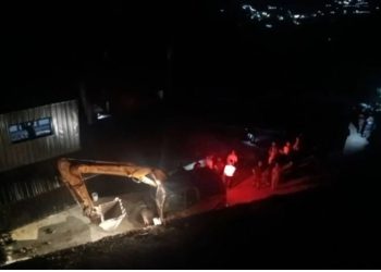 Tensione në aksionin e IKMT-së për shembjen e ndërtesave pa leje në Theth, banorët futen në banesë, nuk lejojnë prishjen e objektit