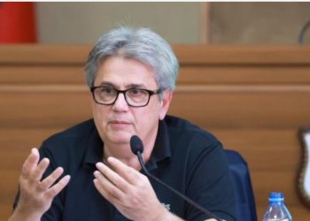 Dhanë dorëheqjen pas urdhërit të Ramës/ Benet Beci “hap dyert” për administratorët e ardhshëm: Nëse e doni Shkodrën, aplikoni!