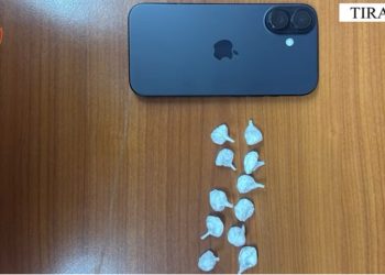 Shpërndante doza droge në zona të ndryshme të Valiasit, arrestohet 26-vjeçari në Kamëz