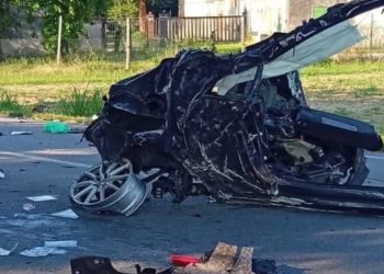 “Automjeti ndahet në dysh!” Tentoi t’i shpëtonte patrullave të policisë, aksidentohet dhe humb jetën në Itali 23-vjeçari shqiptar