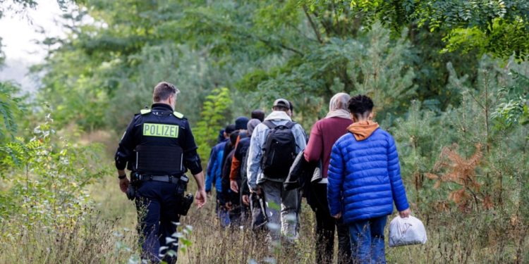 Kreu i ICMPD-së i bën thirrje BE-së të shtojë dëbimet e emigrantëve
