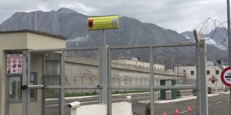 Transferohen drejtorët e IEPV-ve/ Altin Ago emërohet në krye të burgut të Peqinit, Qazim Hoxha drejtor i IEVP Elbasan