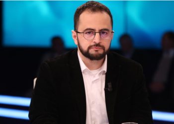 U akuzua së bashku me dajën nga Lapaj për padrejtësi për mandatin, “thumbon” Endri Shabani: Ku ta dija unë i varfri se armiku ishim ne