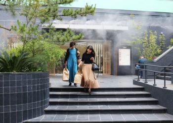 Japonia nën flakë, vendi aziatik regjistron temperaturën më të lartë ndonjëherë.