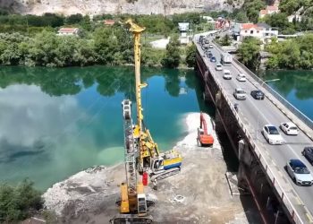 Konstrukcioni i urës së re në Bahçallëk, Rama ndan imazhe nga procesi i punimeve: I ofron qendrës së veriut një hyrje të dignitetshme.