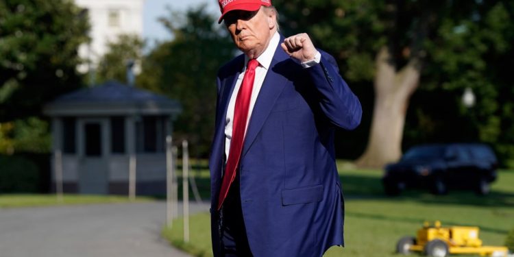 Rënia e importeve mbështet rritjen ekonomike në SHBA, Trump kritikon kreun e Rezervave Federale: Nuk ka inflacion!