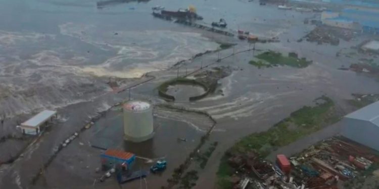 Tërmeti 8.8 në Rusi, paralajmërim për cunami në Japoni dhe deri në Hawaii, SHBA