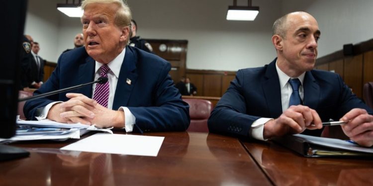 Trump shpërblen ish-avokatin; Emil Bove merr konfirmimin nga Senati për t'u emëruar gjyqtar federal në apel.