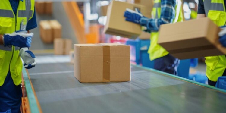 25 shtete reagojnë ndaj tarifave të Trumpit, ndalojnë të gjitha dërgesat postare në drejtim të SHBA-së