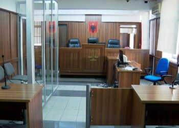 44 mijë dosje të mbledhura, sot shqyrtohen rastet e vitit 2017! Kërkohen hapësira të reja për 22 ndihmës në Apel.