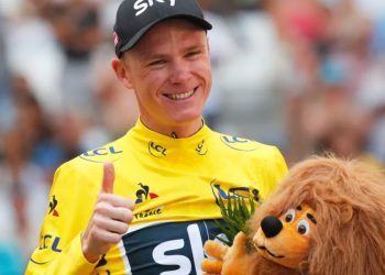 5 brinjë të thyera, mushkëri e dëmtuar dhe frakturë në shpinë, katër herë fituesi i Tour de France dërgohet në spital pas një aksidenti të tmerrshëm.