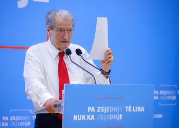 Farsa elektorale/ Berisha publikon letrën skandaloze: Ministri i jashtëm i narkoshtetit kërcënon vëzhguesit ndërkombëtarë që të ndryshojnë raportin