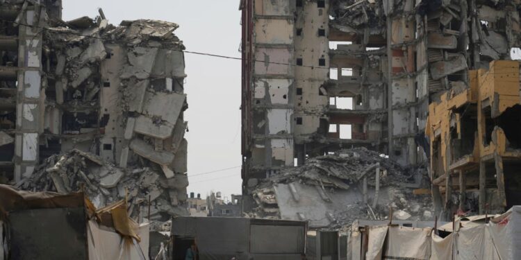 89 të vdekur brenda një dite! Gaza përballë sulmeve më të ashpra në javët e fundit, ndërsa bëhen thirrje të shumta ndërkombëtare për armëpushim.