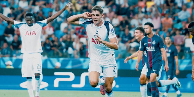 90 minuta pa fitues në Superkupën e Europës, PSG dhe Tottenham do të përballen në penallti për titullin. PSG barazon në sekondat e fundit.