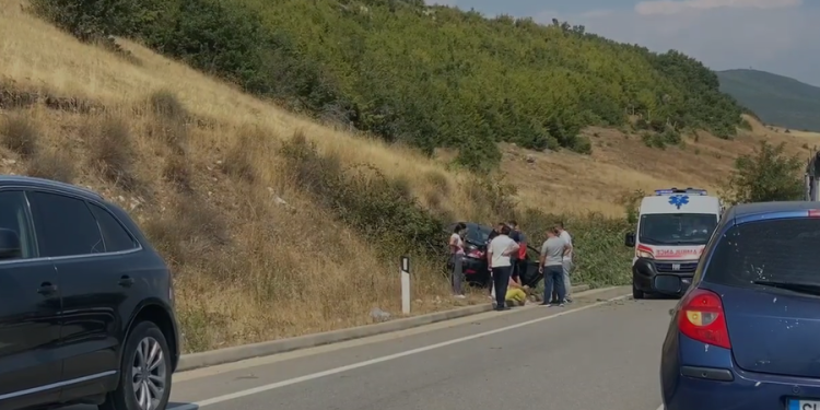 Aksident në rrugën ‘Vau i Dejës–Bushat’, një person i plagosur.