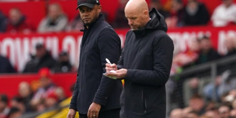 Alarmante! Trajneri i Bayer Leverkusen në rrezik shkarkimi pas startit të dobët në kampionat
Situata në klub po përkeqësohet, ndërsa media norvegjeze VG raporton se Erik ten Hag mund të humbasë pozitën e tij si trajner te Bayer Leverkusen, vetëm dy javë pas fillimit të sezonit në Bundesliga.