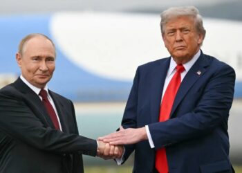 Analizë e The Times: Takimi Trump-Putin në Alaskë ngre më shumë pyetje sesa ofron përgjigje