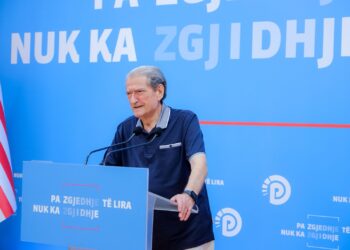 Berisha njofton Gazment Bardhin si kreun e grupit të PD: E ka përmbushur detyrën me dinjitet.