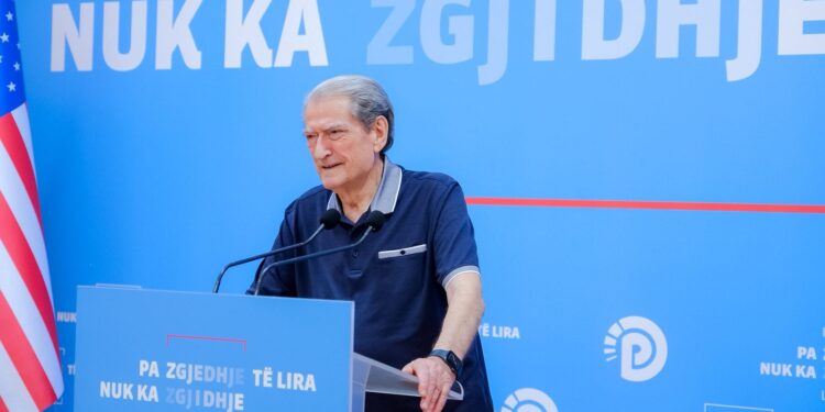 Berisha njofton Gazment Bardhin si kreun e grupit të PD: E ka përmbushur detyrën me dinjitet.