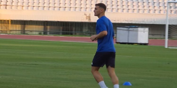 Berisha vesh blunë, pas një dekade sulmuesi dardanas kthehet në Shqipëri. Gjimshiti te Milani?