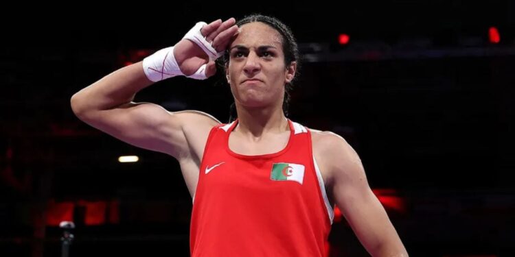 Boksierja që fitoi medalje olimpike, Akuzohej se ishte burrë, shpall mbylljen e karrierës së saj.