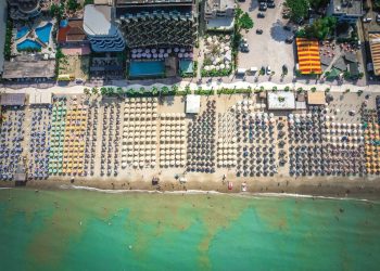 Bota e errët e turizmit, si po ndikon në rritjen e shpenzimeve për shqiptarët