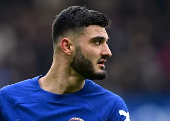 Broja largohet përfundimisht nga Chelsea, arrihet marrëveshja me klubin tjetër të Premier League