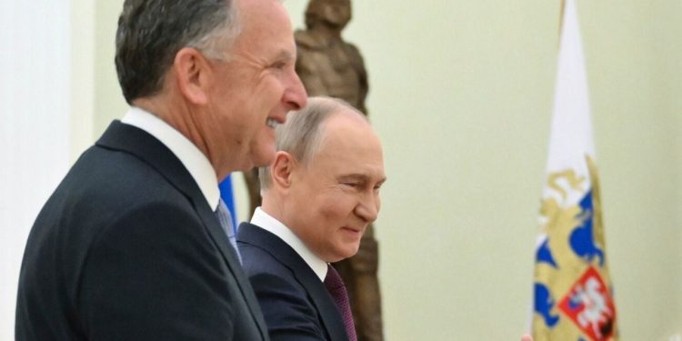 Çfarë mund të presim nga përpjekjet e Trumpit për paqe në Ukrainë pas takimit mes Putin dhe Witkoff?