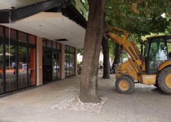 Çlirimi i hapësirave publike: Aksioni vazhdon në gjithë Shqipërinë, në Tiranë janë shkaktuar 41.000 m² hapësira të lira