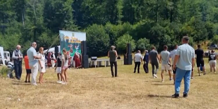 “Dallgët e Shebenikut: Promovimi i Turizmit në Përrenjas dhe Krenaria e Banorëve për Ushqimin Bio”