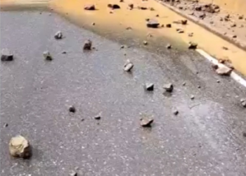 Derrshqitje dhe bllokim i rrugës në segmentin Gramsh–Korçë