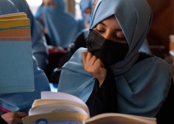 Dëshira për t'u bërë mjeke: Realiteti i vështirë për vajzat afgane nën regjimin taleban