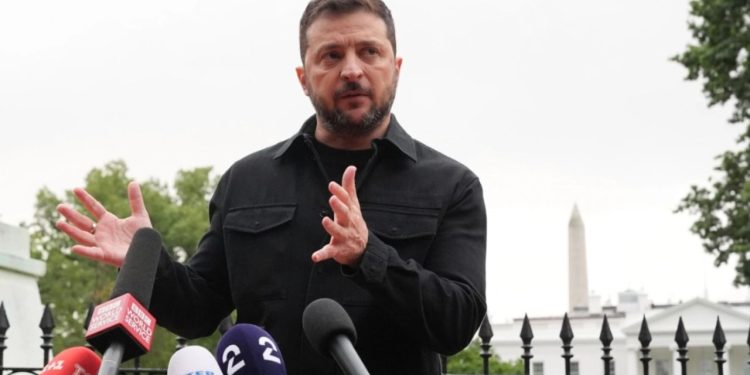 “Do të presim Rusinë deri më 1 shtator”, thotë Zelensky: Nëse nuk kanë për të ulen në bisedime, pritet një reagim i fortë nga aleatët.