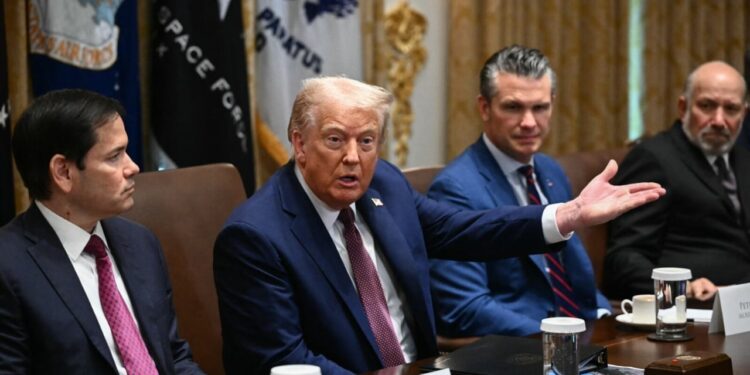 “Dua një fund të luftës”/ Trump paralajmëron: Nëse Rusia nuk bën hapa për paqe, do të shpallim luftë ekonomike.