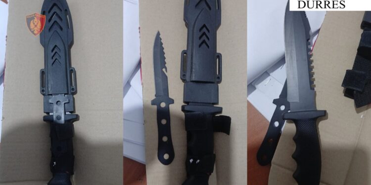 E dhunuan dhe më pas për të qëlluar me armë, zbardhet incidenti i të riut në Shijak! Arrestohet 37-vjeçari me nipin, dy të tjerë ende në kerkim.