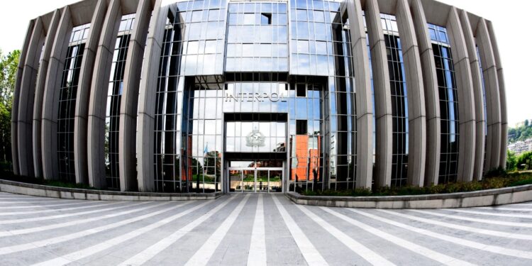 EMRAT/ Kërkimi përfundon! Arrestohen në Itali dy vëllezërit shqiptarë të shpallur në kërkim, ekstradimi në Shqipëri pritet.