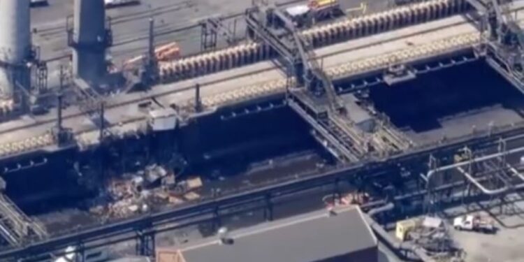 Eksplozion në një fabrikë çeliku në Pensilvani: Një viktimë, dhjetëra të plagosur dhe një person i zhdukur