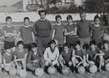 Elbasani ndahet nga legjenda e futbollit, Xhevahir Taushani