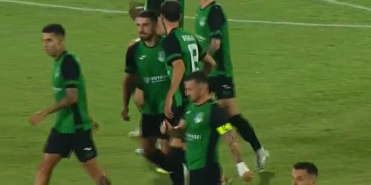 Festë e jashtëzakonshme në Rrogozhinë: Lushnja merr avantazhin ndaj kampionëve të Shqipërisë dhe i afron me kualifikimin